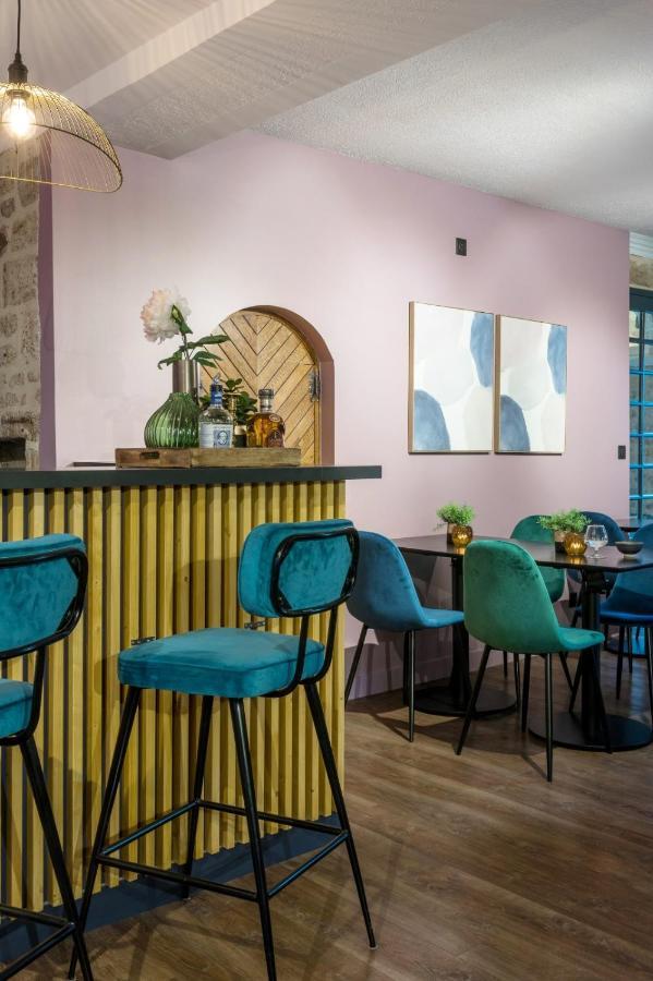 Hotel Restaurant L'Epicurien Valognes Bagian luar foto